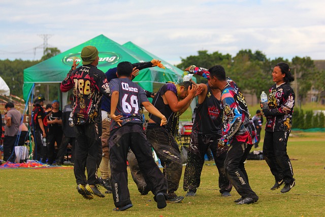 萨内：我会好好表现让纳帅不得不带我上世界杯；孔帕尼是领袖