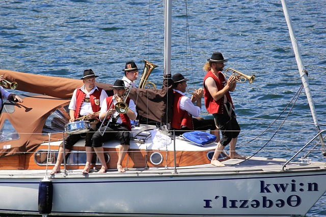 亚冠关键战前瞻：布里兰主场势冲出线 江原FC客场寻机抢分