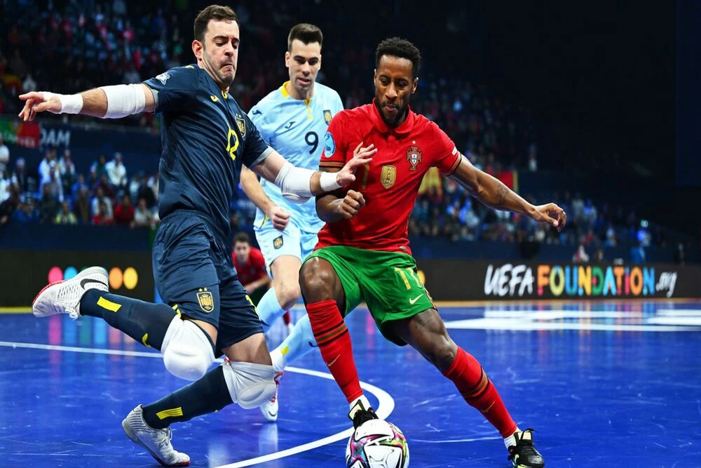 NBA的潜规则 球员不能选择69号 拉拉队员不能穿内裤