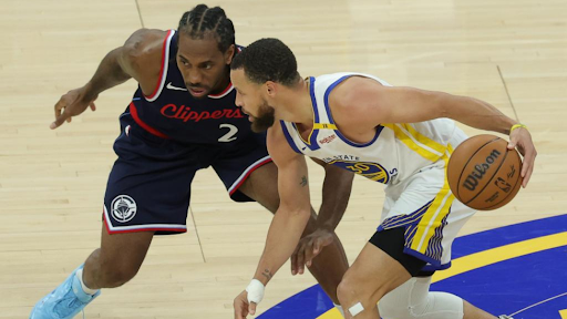 海纳：凯恩还有一年半的合同，我想不出他有什么理由离开拜仁