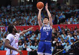 华莱士本场送出4抢断，赛季56次升至联盟最多